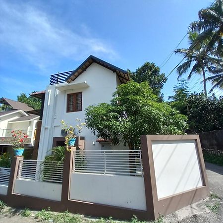 Eka Homes 3Bhdk Villa Thiruvananthapuram Buitenkant foto