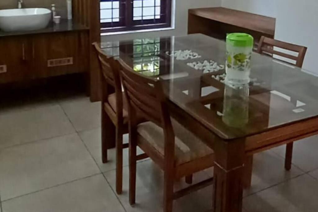 Eka Homes 3Bhdk Villa Thiruvananthapuram Buitenkant foto