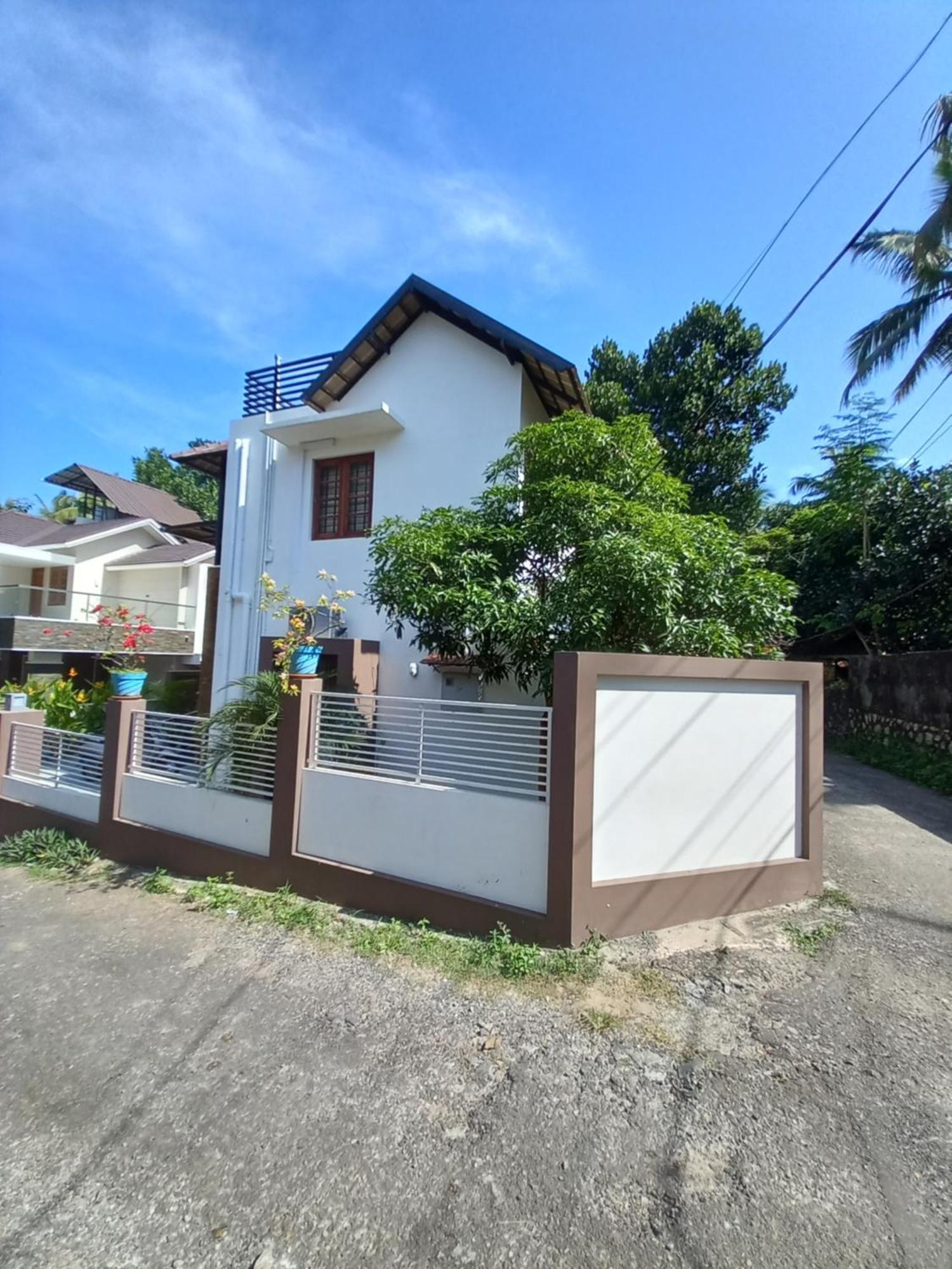 Eka Homes 3Bhdk Villa Thiruvananthapuram Buitenkant foto